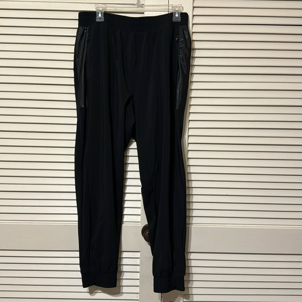 VS EUC sport pant sz L